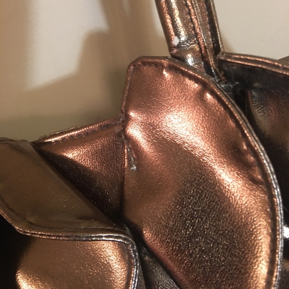 Front and Back Gold Ruffle Bag HandBag Purse - Picture 5 of 16